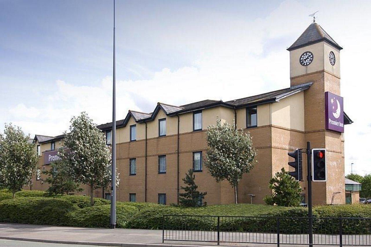 Premier Inn Bristol Filton Buitenkant foto